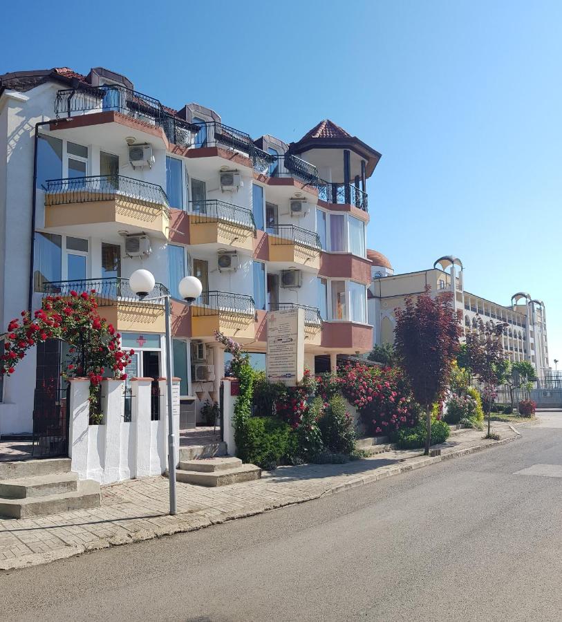 Sunny Island Obzor Hotel Exterior photo