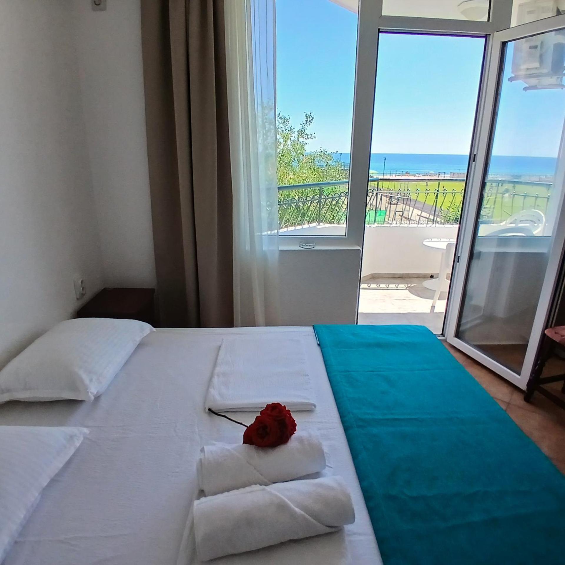 Sunny Island Obzor Hotel Room photo